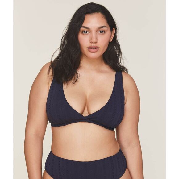 Andie The Belmar Bikini Top In Navy Eyelet XS NWT - Picture 2 of 5